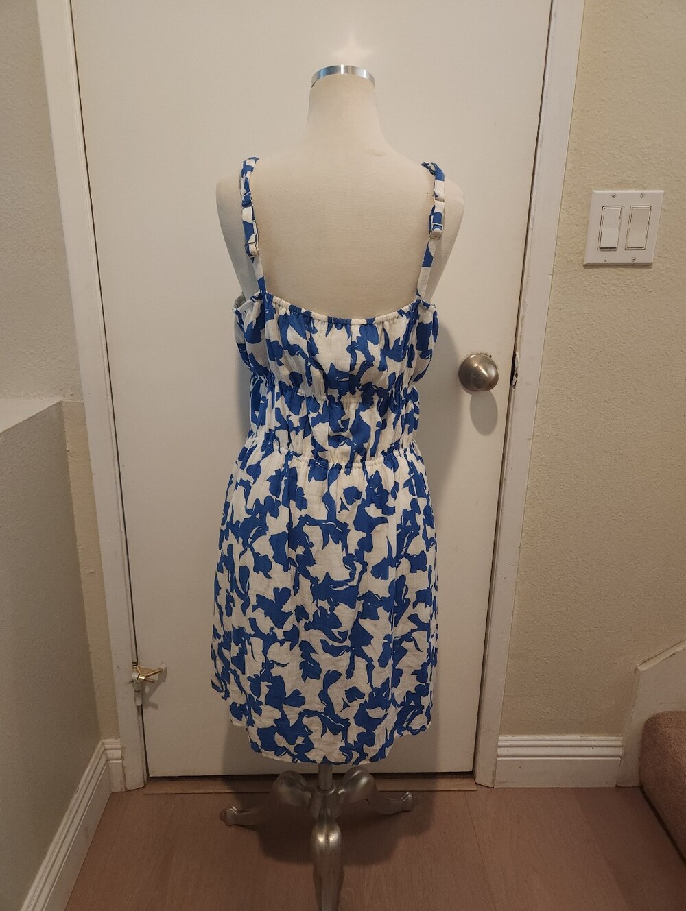 Blue Floral Summer Sundress - Women - Picture 5 of 7